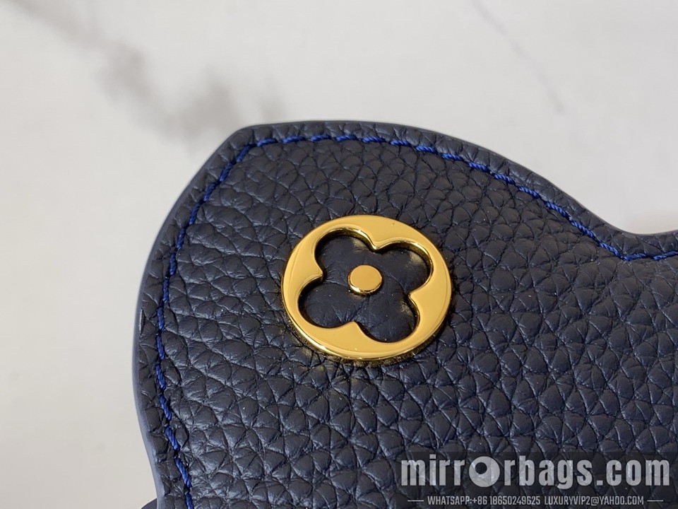 LV Bags Cap M14971 13.6x8x21cm gf1