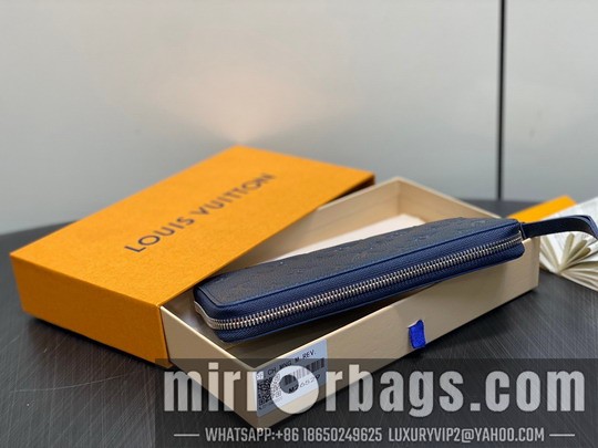 LV Bags Zippy M26529 19.5x10.5x2.5cm gf