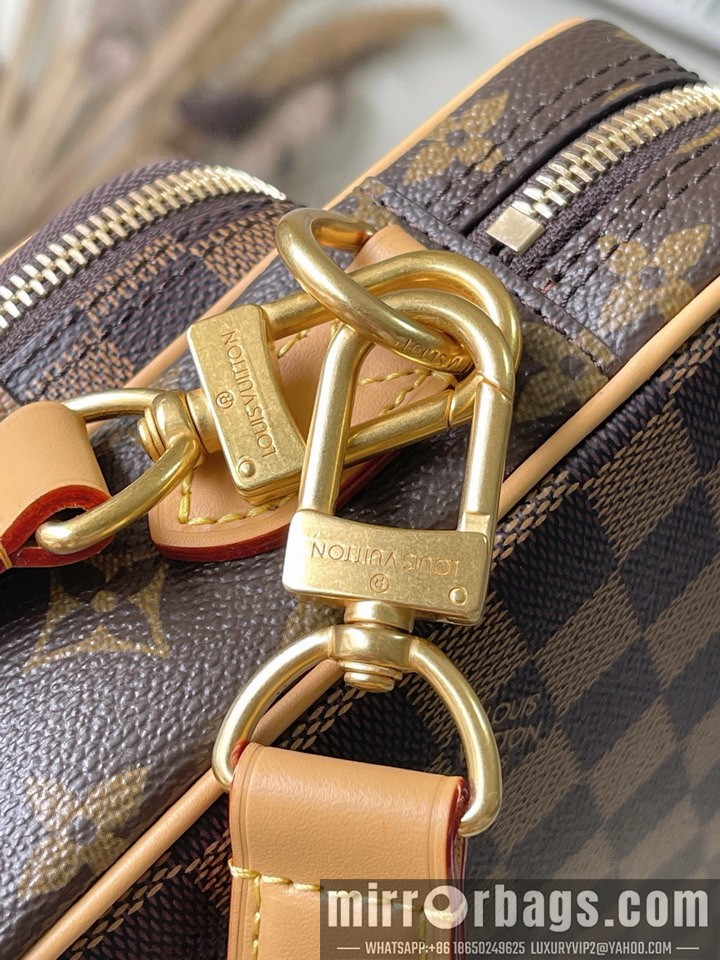 LV Bags Nil M26068 17.5x11x25cm gf