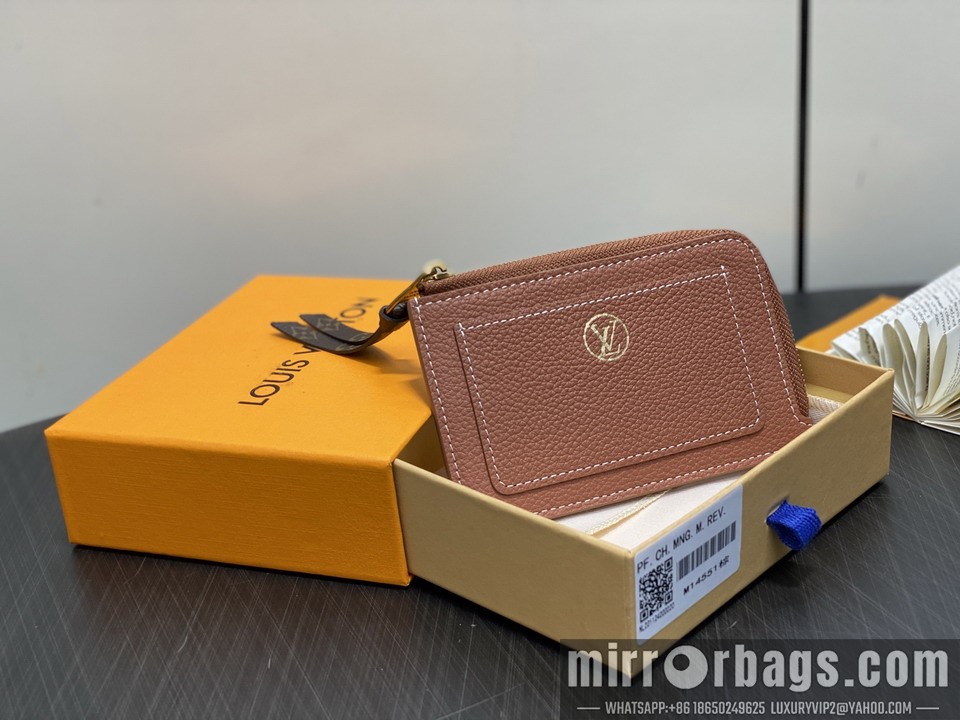 LV Bags Low Key M14551 8.5x1x13cm gf