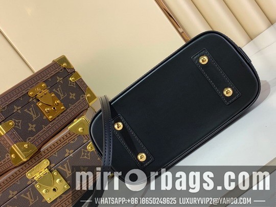 LV Bags Alma M13670 23.5x17.5x11.5cm gf