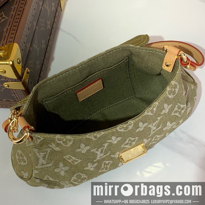 LV Bags Vintage M95050 26x15x9cm gf