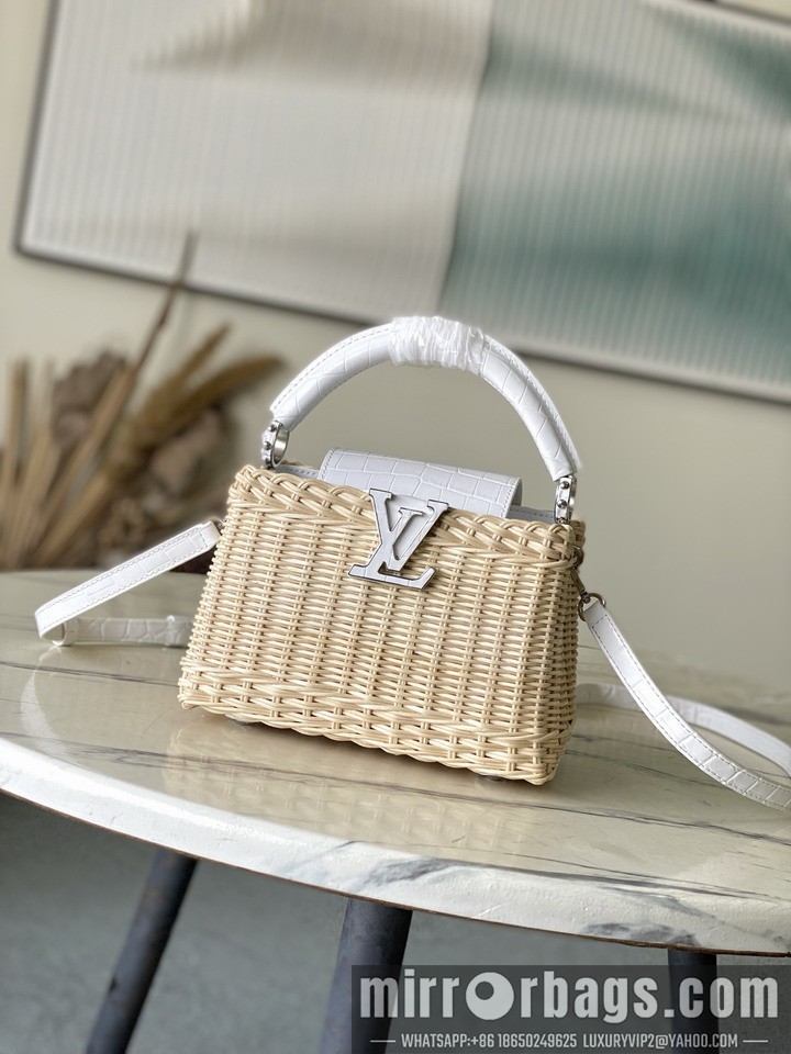 LV Bags Cap M48865 21x14x8cm gf4