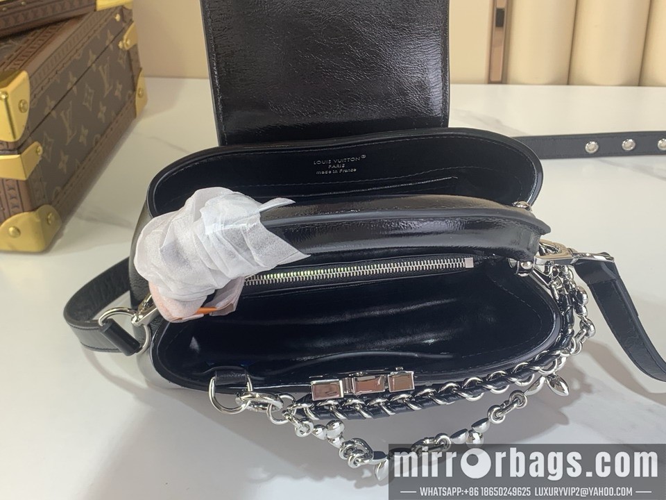 LV Bags Cap m25492 14x8x21cm gf
