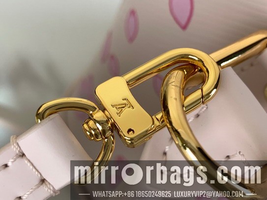 LV Bags Alma m13104 23.5x17.5x11.5cm gf