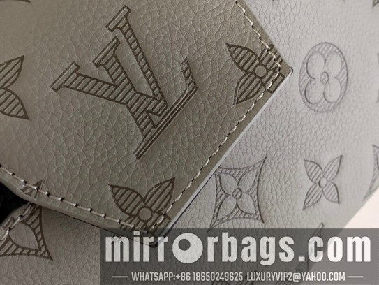 LV Bags Dopp Kit m14843 15x16.5x28cm gf2