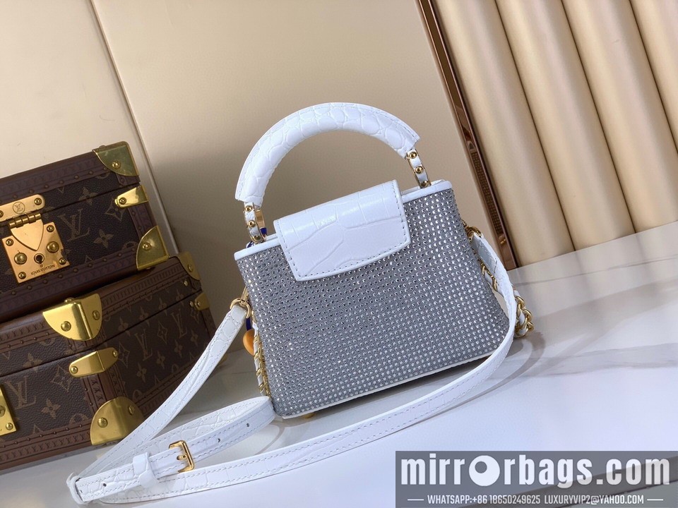 LV Bags Cap M83088 12x7x16cm gf