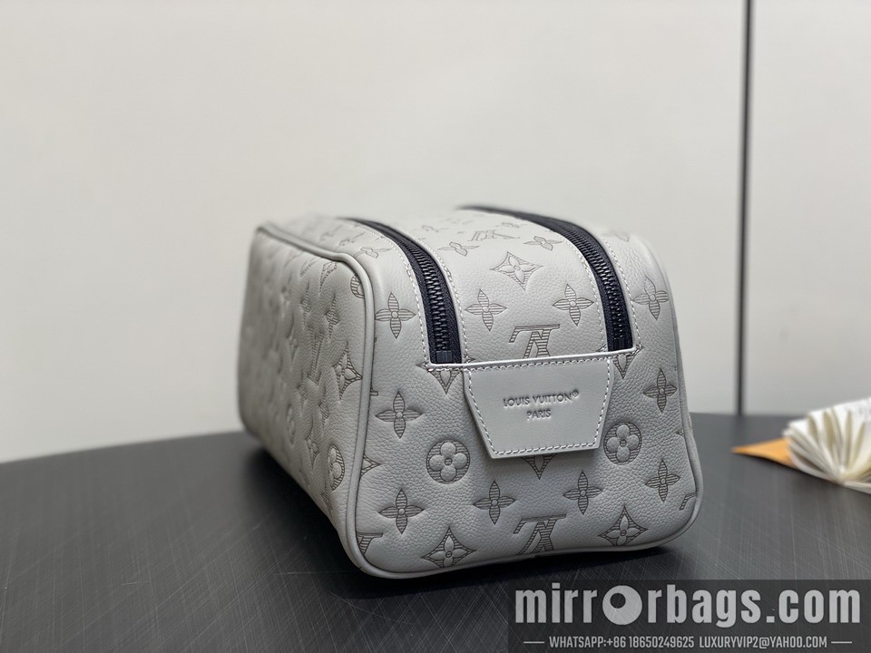 LV Bags Dopp Kit M14485 28x15x6.5cm gf