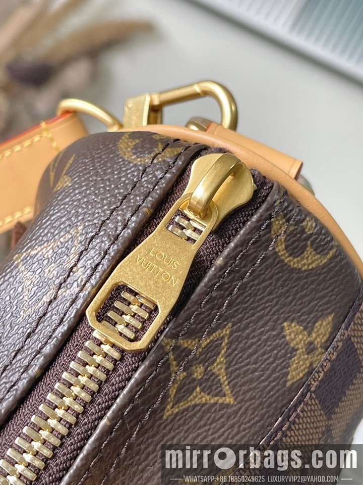 LV Bags Keell M15428 15x11x25cm gf