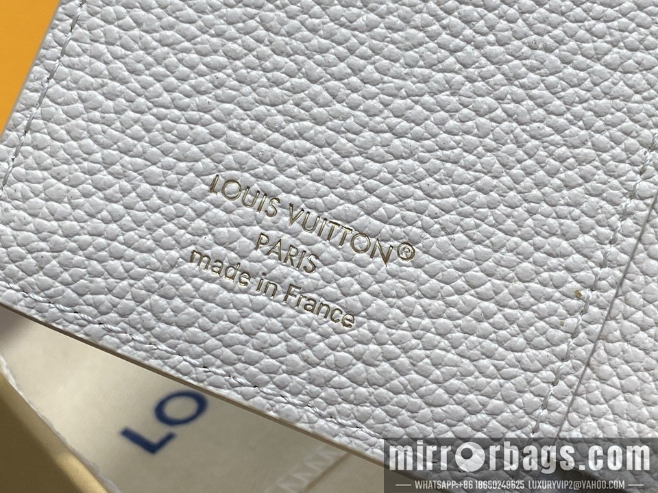 LV Bags Claire M25595 11x8.5x3.5cm gf