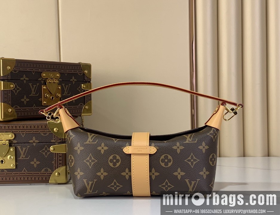 LV Bags Mia M26191 14.5x8x22cm gf