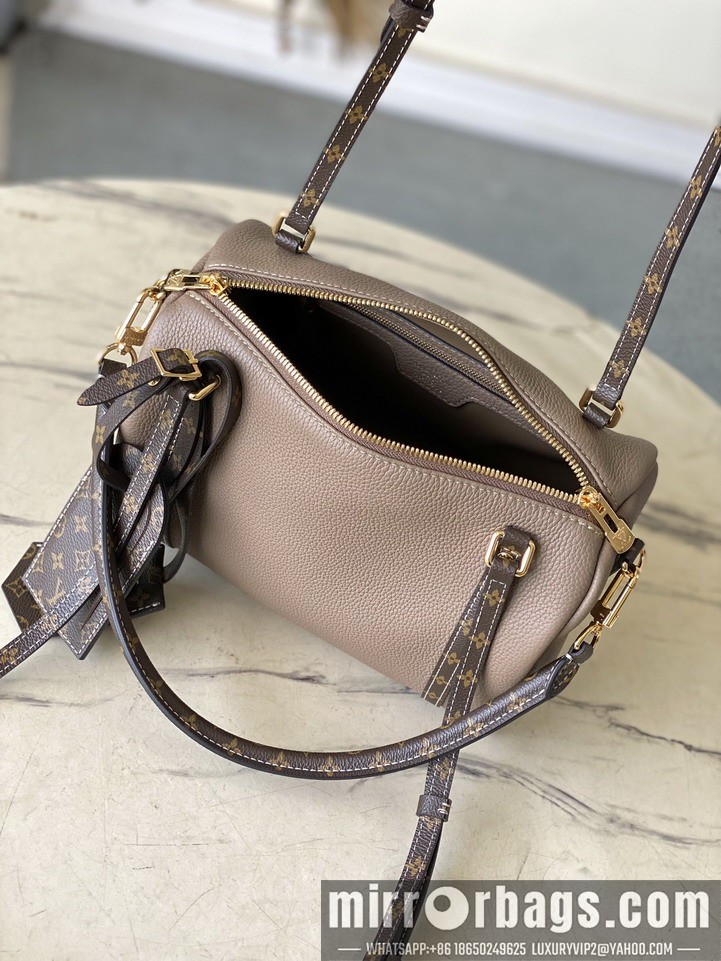 LV Bags M13667 25x15x18cm gf1