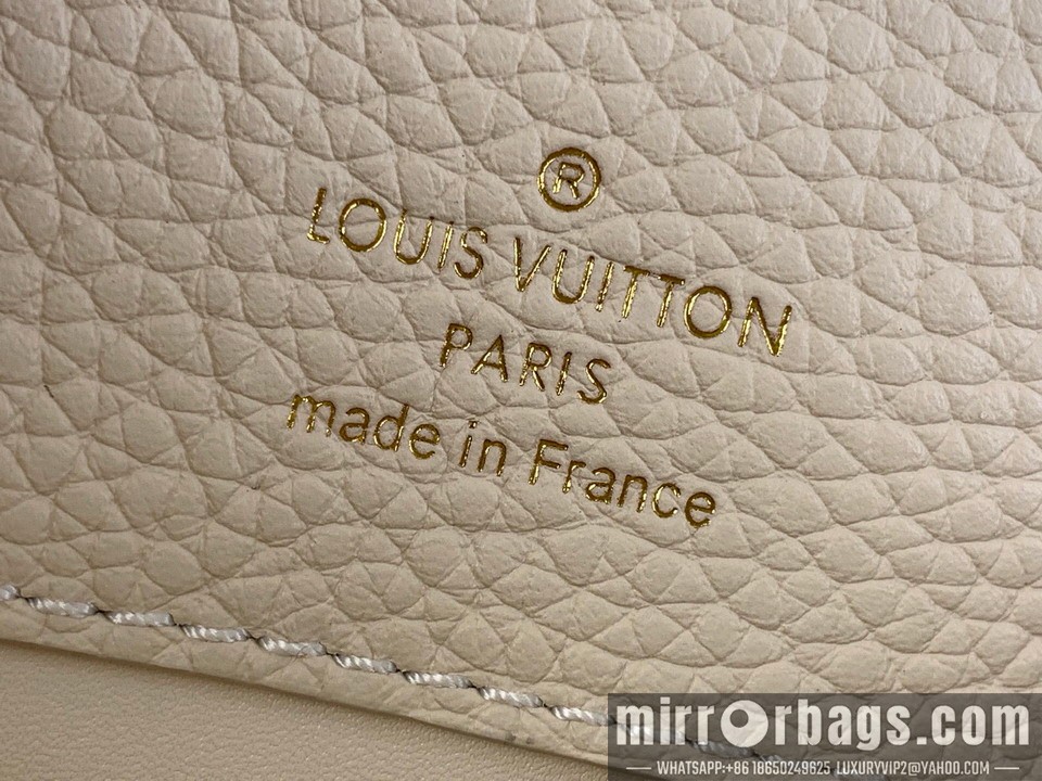 LV Bags Cap m15117 27x17.3x9cm gf