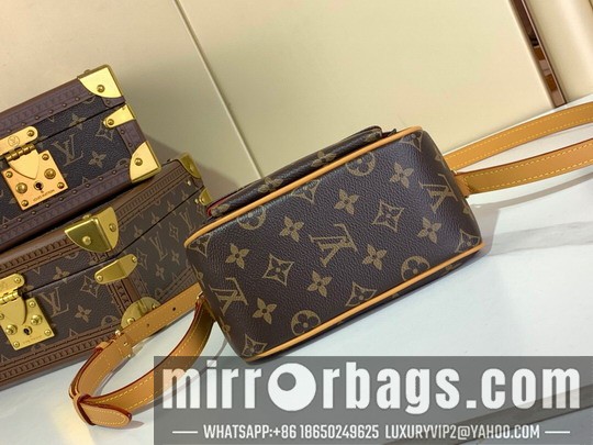 LV Bags M51165 19x14x9cm gf