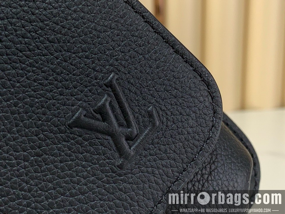LV Bags Boarding m15265 18x9x24cm gf
