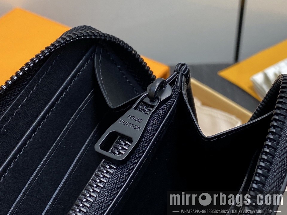 LV Bags Zippy M25959 21x2.5x10cm gf