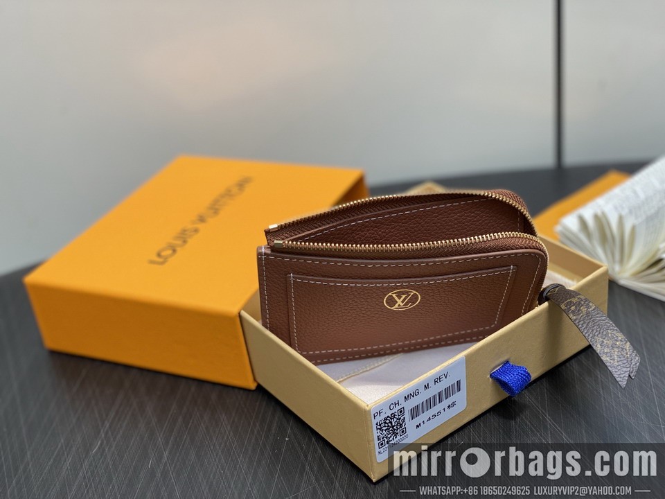 LV Bags Low Key M14551 8.5x1x13cm gf