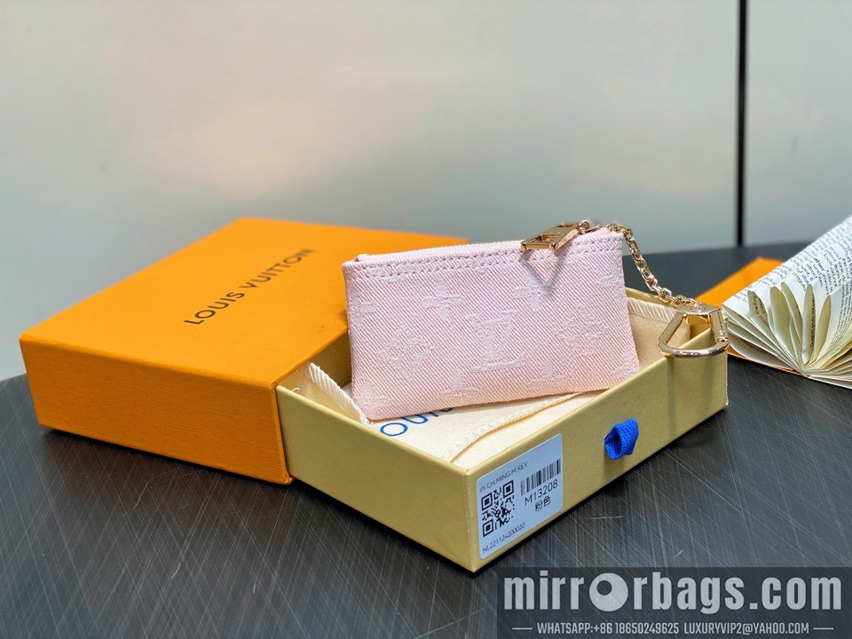 LV Bags M13208 12x7x1.5cm gf