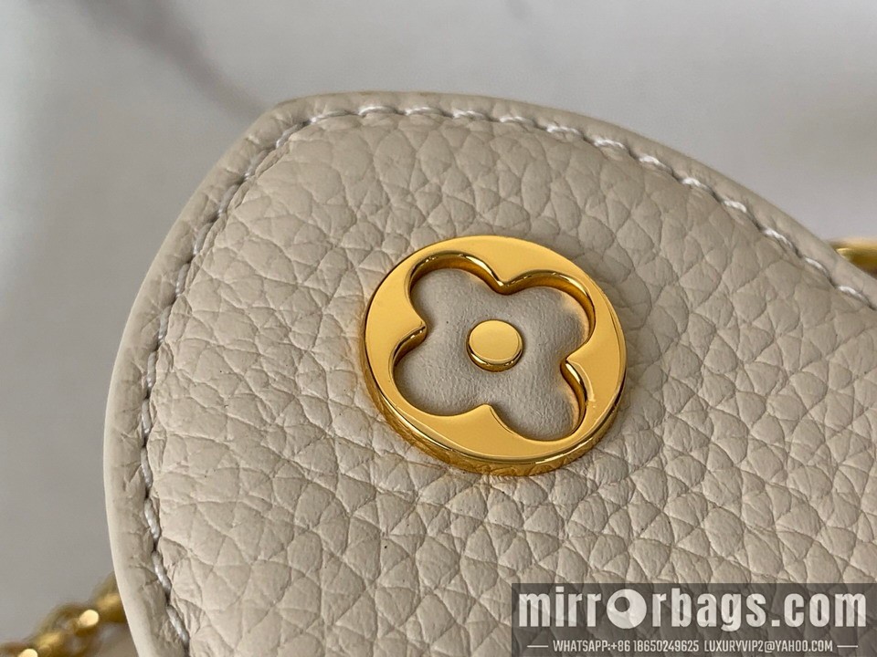 LV Bags Cap m25461 21x14x8cm gf1