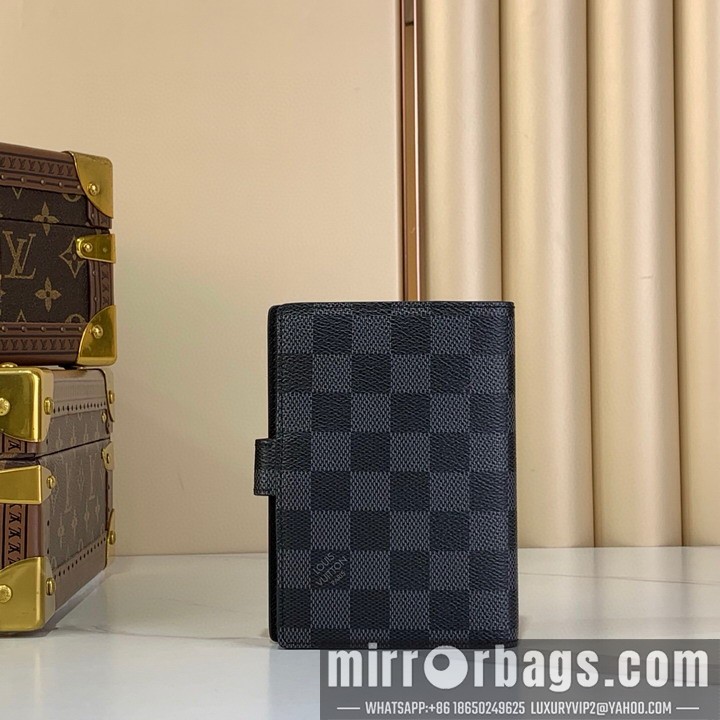 LV Bags R20005 14.5x2x10cm gf6