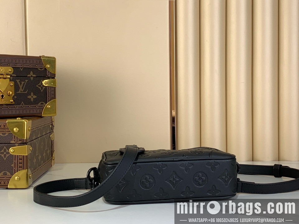 LV Bags Trocadero M26737 13x6.5x20cm gf