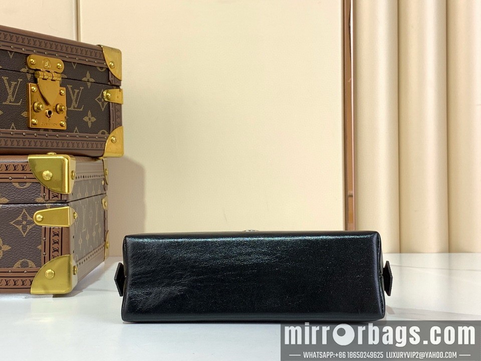 LV Bags M15205 12x6x9cm gf