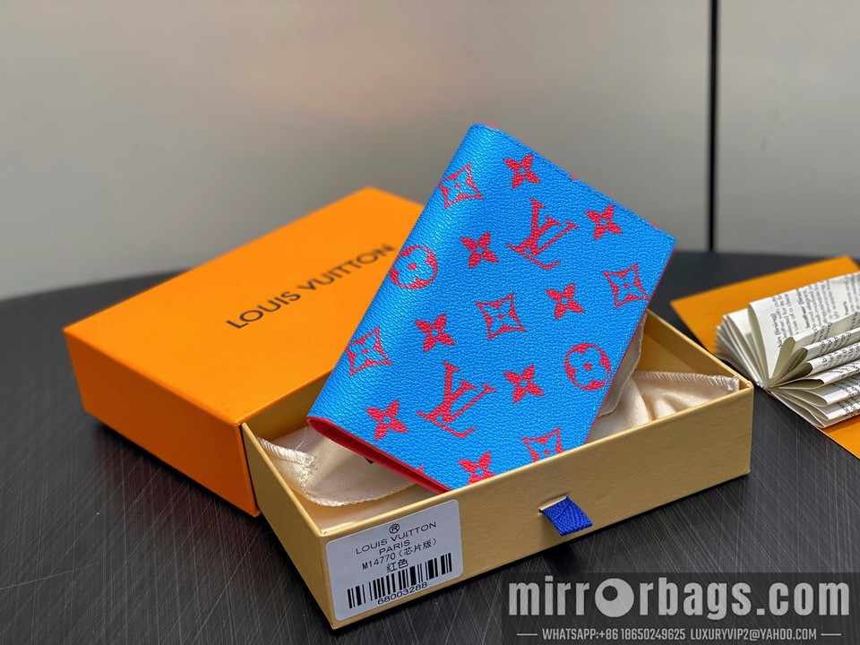 LV Bags M14770 10x14x2.5cm gf
