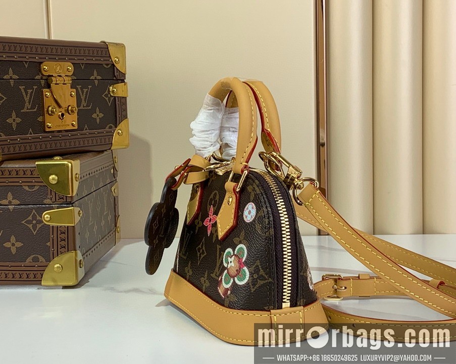 LV Bags Alma m12199 12x8x18cm gf