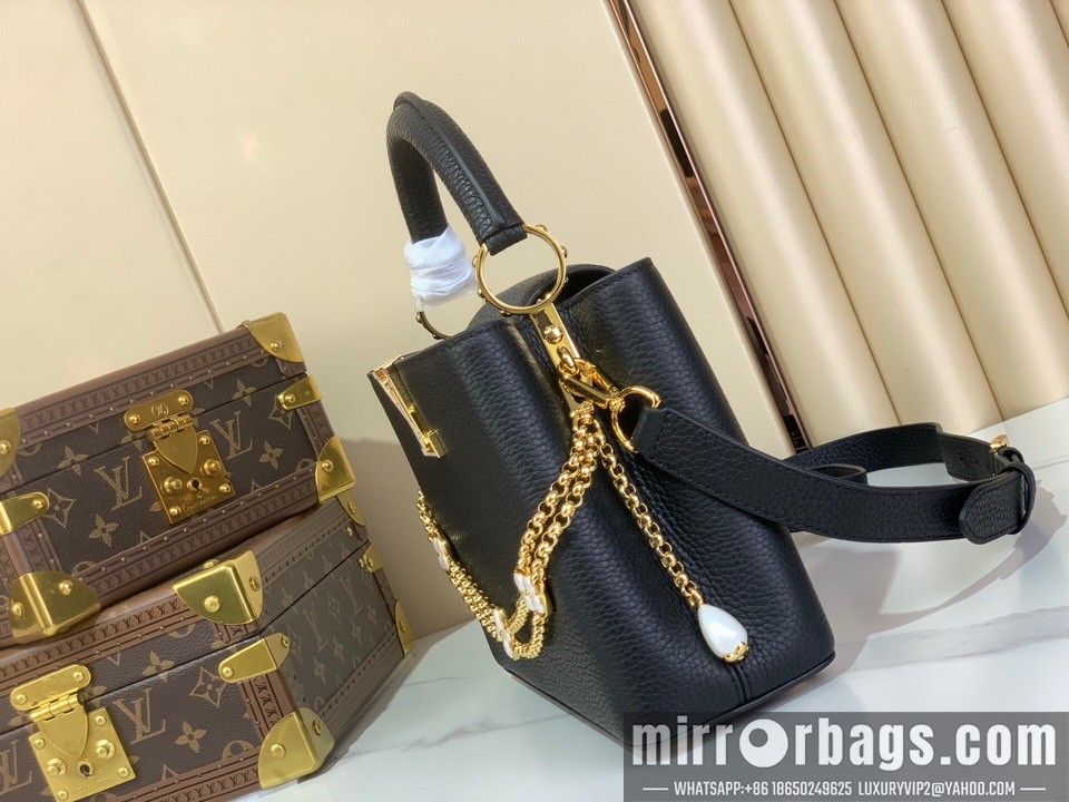 LV Bags Cap m25862 17.3x9x27cm gf