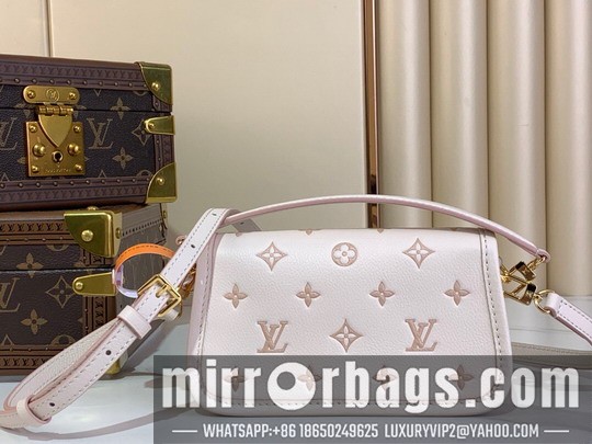 LV Bags Diane M13642 10.5x6x19cm gf