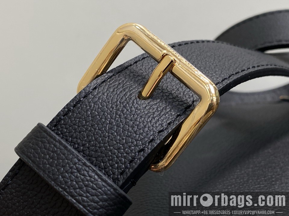 LV Bags Cap M14370 33x24x12cm gf