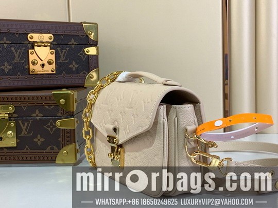 LV Bags Metis m14322 21.5x13.5x6cm gf