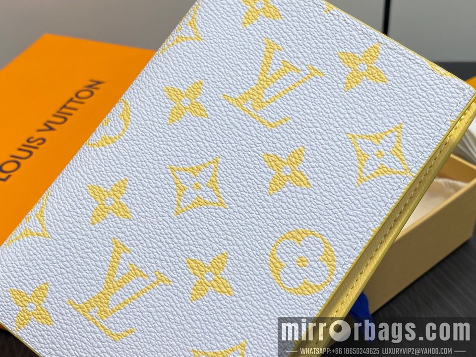 LV Bags M14770 10x14x2.5cm gf1