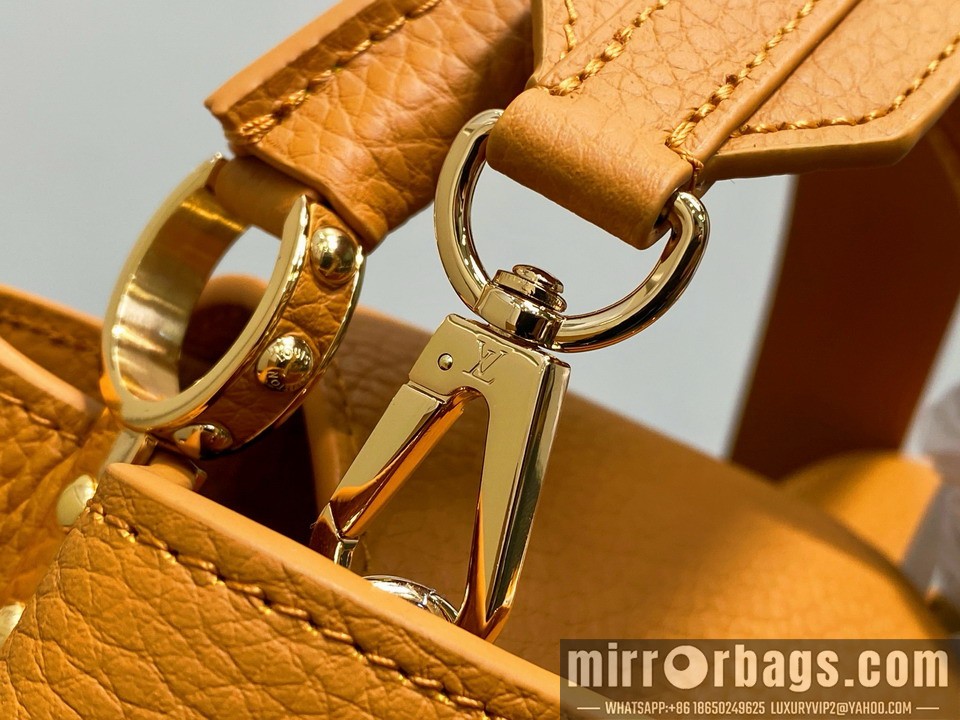 LV Bags Cap M23703 21x13.6x8cm gf