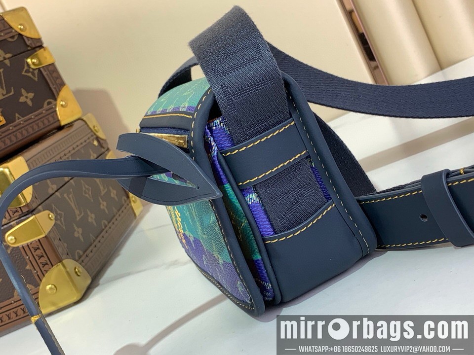LV Bags Bosphore m13173 12x7x19cm gf