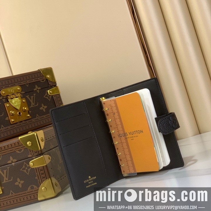 LV Bags R20005 14.5x2x10cm gf13