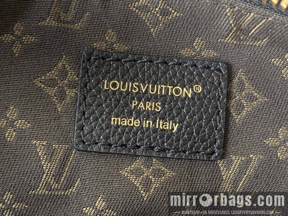 LV Bags Multipass m28029 26x10x30cm gf1
