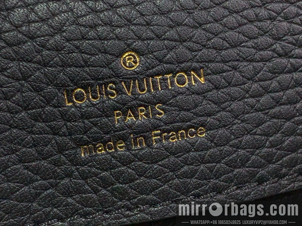 LV Bags Cap m25862 17.3x9x27cm gf