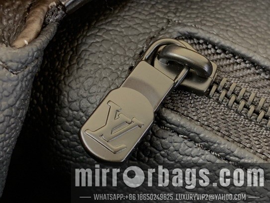LV Bags Dopp Kit m15109 15x16.5x28cm gf
