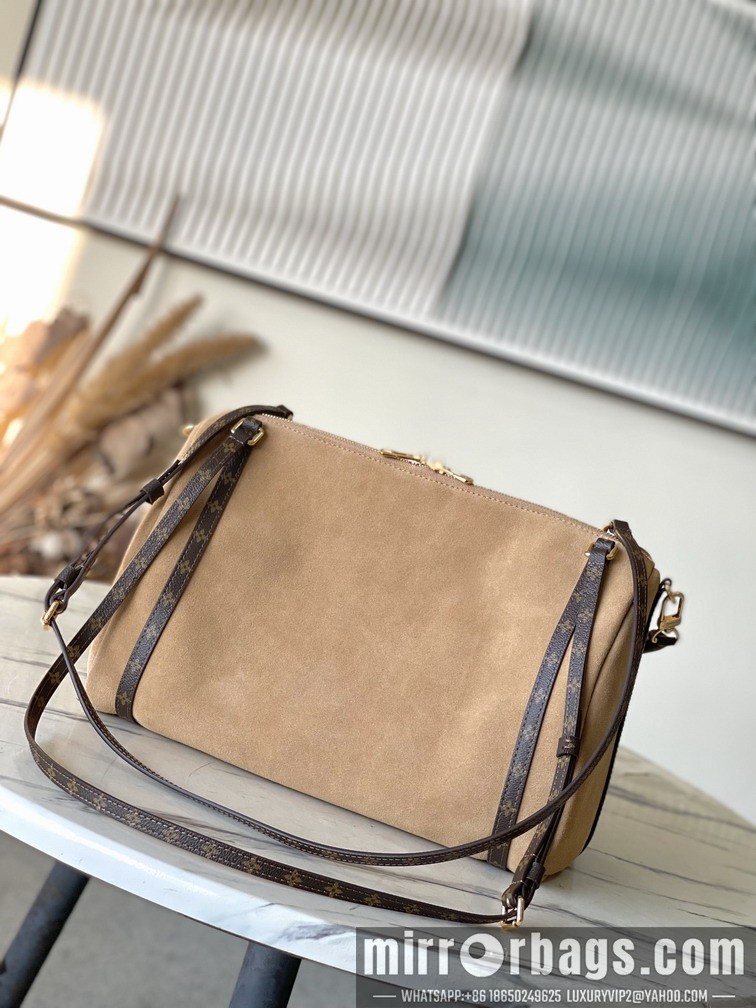 LV Bags Express St M26358 24x18.5x36cm gf