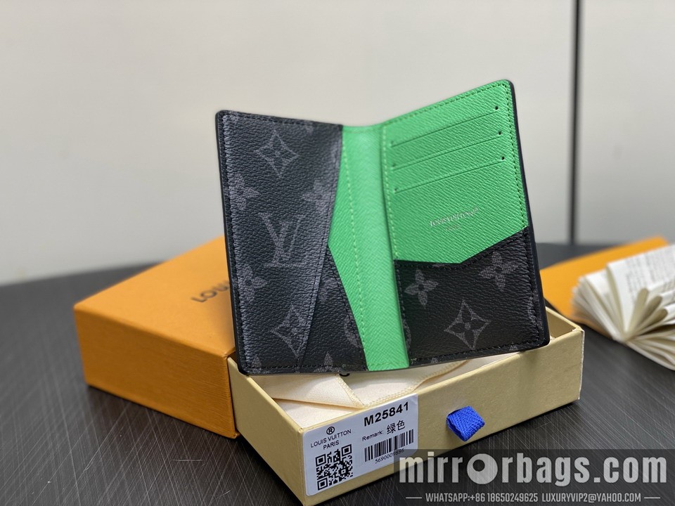 LV Bags M25841 11.1x1x7.5cm gf1