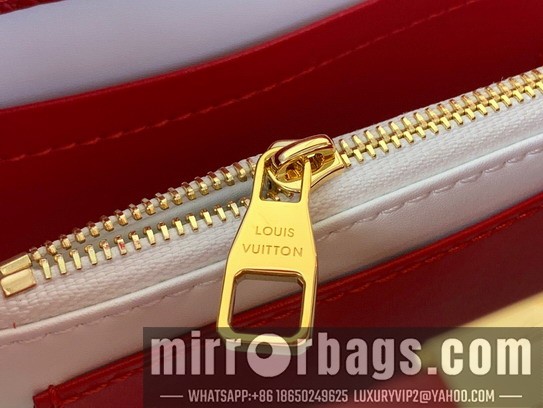 LV Bags Cap m12938 14x8x21cm gf3