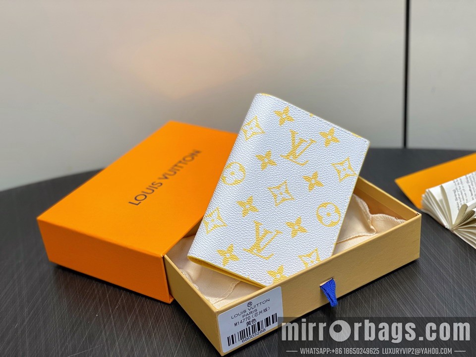 LV Bags M14770 10x14x2.5cm gf1