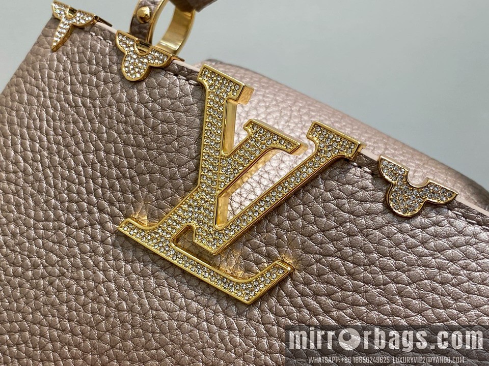 LV Bags Cap M48865 21x14x8cm gf7