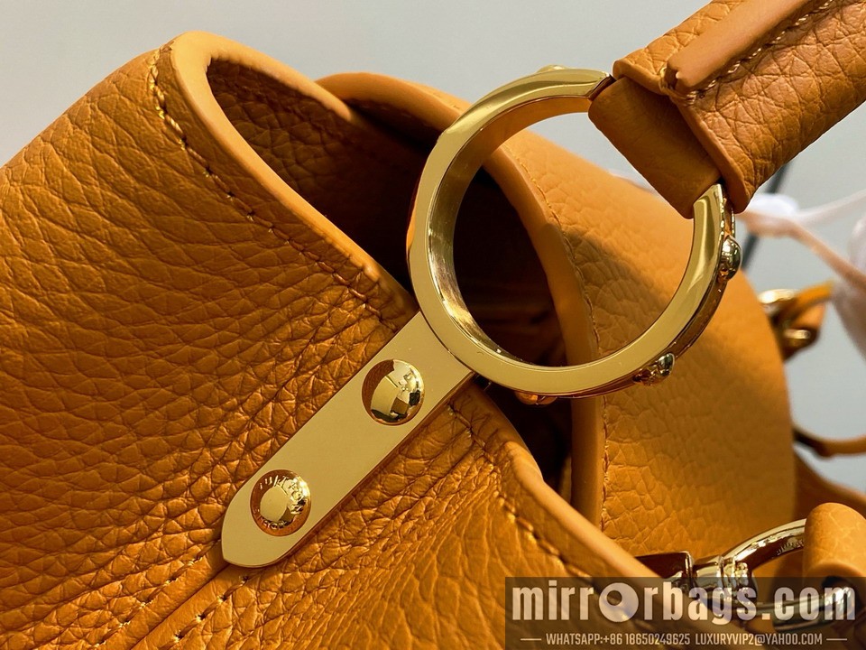 LV Bags Cap M23703 27x17.3x9cm gf