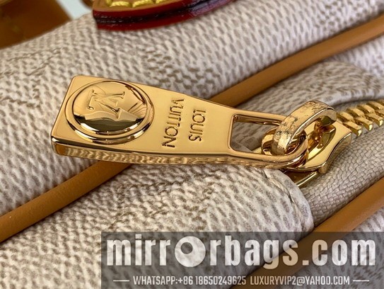 LV Bags NIL m14682 17.5x11x25cm gf