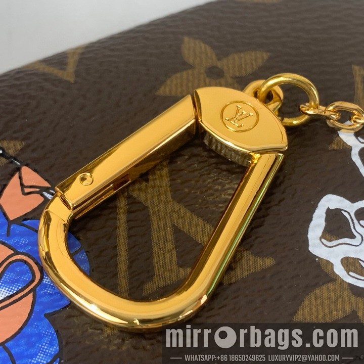 LV Bags m15341 7x1.5x12cm gf