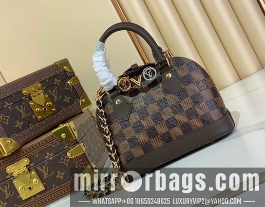 LV Bags Alma M14339 18x12x8cm gf2