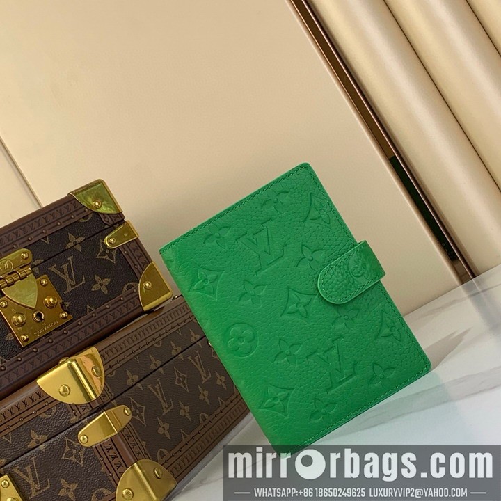 LV Bags R20005 14.5x2x10cm gf11