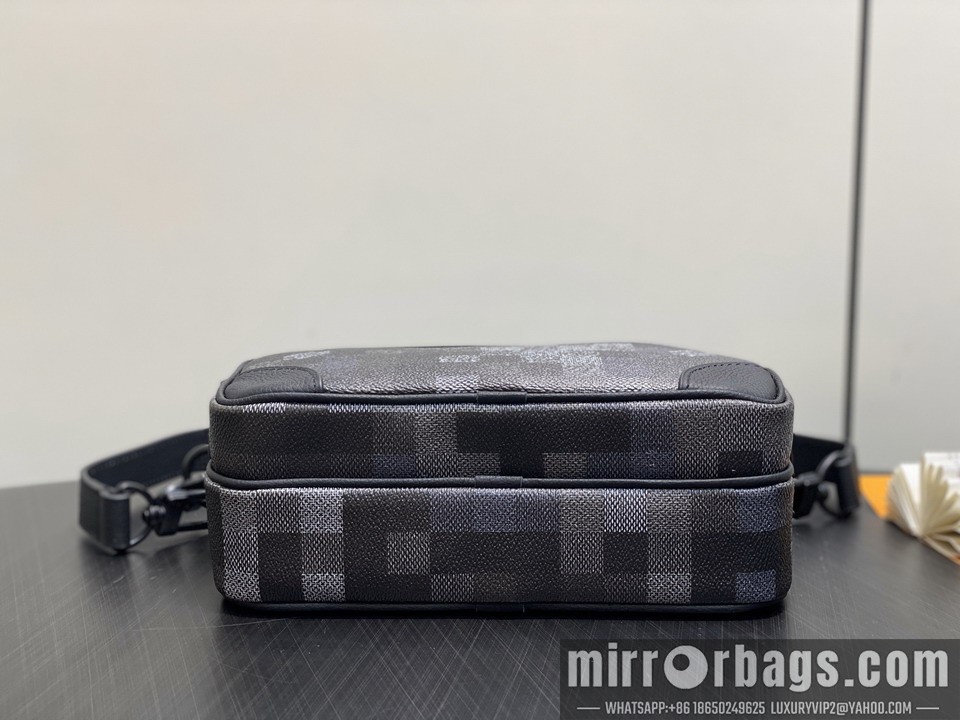 LV Bags NIL M14988 17.5x11x25cm gf
